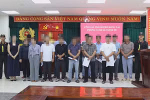Các đối tượng bị khởi tố.