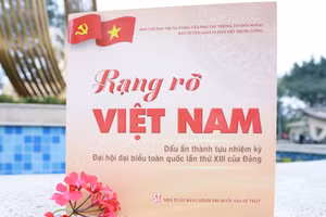 "Rạng rỡ Việt Nam": Dấu ấn thành tựu nhiệm kỳ Đại hội XIII của Đảng