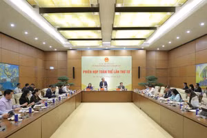 Phiên họp toàn thể lần thứ tư Ủy ban Dân nguyện và Giám sát, tháng 10/2025. (Ảnh: Quochoi.vn) 