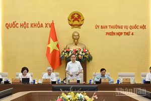 Chủ tịch Quốc hội Trần Thanh Mẫn phát biểu bế mạc phiên họp. (Ảnh: THỦY NGUYÊN)