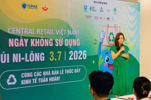 Lễ phát động Chiến dịch "Ngày không sử dụng túi ni-lông tại Việt Nam". (Ảnh: VT)