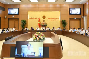 Quang cảnh một phiên họp của Ủy ban Thường vụ Quốc hội. (Ảnh: DUY LINH)