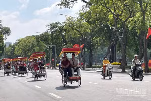 Dự báo khu vực Hà Nội ngày nắng nóng và nắng nóng gay gắt; chiều tối và đêm có mưa rào. (Ảnh minh họa: Đ.T)