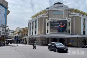 Dự báo khu vực Hà Nội, ngày nắng, chiều tối và đêm có mưa rào và dông vài nơi. (Ảnh minh họa: Đ.T)