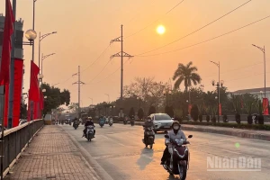 Dự báo khu vực Hà Nội có mây, ngày nắng, đêm có mưa nhỏ vài nơi; trời rét. (Ảnh minh họa: Đ.T)