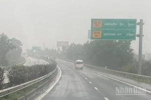 Dự báo khu vực Bắc Bộ sáng có sương mù, đêm có mưa vài nơi. (Ảnh minh họa: Đ.T)