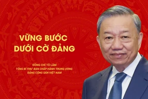 Vững bước dưới cờ Đảng