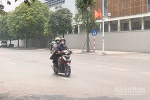 Dự báo khu vực Hà Nội ngày nắng, có nơi nắng nóng; đêm không mưa. (Ảnh: Đ.T)