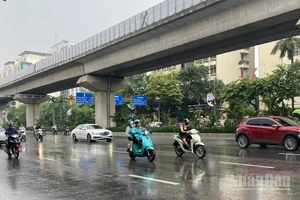 Dự báo khu vực Hà Nội sáng sớm và đêm có mưa, mưa nhỏ rải rác; trưa, chiều giảm mây hửng nắng. (Ảnh minh họa: Đ.T)