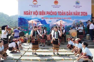 Sôi nổi Ngày hội Biên phòng toàn dân ở biên giới Nghệ An.