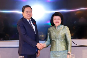 Chủ tịch Quốc hội Trần Thanh Mẫn gặp Chủ tịch Quốc hội Campuchia Samdech Maha Rathsaphethika Thipadei Khuon Sudary. Ảnh: Doãn Tấn – TTXVN