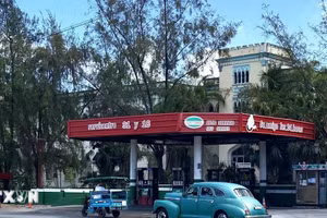 Một trạm nhiên liệu ở La Habana (Cuba). (Ảnh: Ngọc Duy/TTXVN)