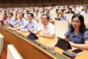 Quốc hội biểu quyết thông qua Luật sửa đổi, bổ sung một số điều của Luật Giáo dục.