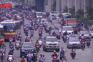 [Video] Xe máy sẽ phải kiểm định khí thải từ 30/6