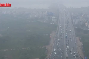 [Video] Chất lượng không khí Hà Nội suy giảm nghiêm trọng, nhiều khu vực ở mức rất xấu
