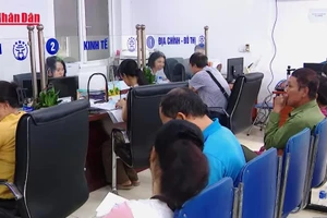 [Video] Đề xuất sửa đổi chế độ tiền lương đối với cán bộ, công chức, viên chức và lực lượng vũ trang