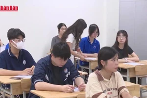 [Video] Hà Nội công bố ngoại ngữ là môn thi thứ ba vào lớp 10