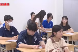 [Video] Hà Nội công bố ngoại ngữ là môn thi thứ ba vào lớp 10