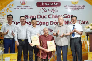 Ban Chấp hành Chi hội Giáo dục chăm sóc sức khỏe cộng đồng Nhất Tâm ra mắt.
