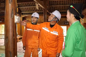 Giảm áp lực cung ứng điện từ những hành động nhỏ. (Ảnh: AN NGUYÊN)
