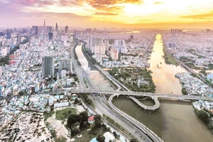 Việc sắp xếp lại đơn vị hành chính đã tạo ra không gian phát triển đột phá giúp vùng Đông Nam Bộ có thể vững vàng bước vào giai đoạn phát triển mới. Ảnh: Minh Dũng