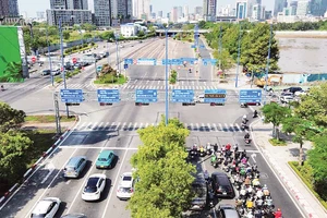 Đại lộ Mai Chí Thọ – nơi triển khai làn đường ưu tiên cho xe đạp. Ảnh: Anh Tú