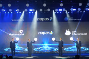 Lễ công bố triển khai dịch vụ thanh toán QR giữa Việt Nam-Trung Quốc.