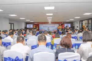 Toàn cảnh tọa đàm.