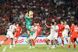 Trung Kiên tỏa sáng trong trận chung kết gặp Indonesia.