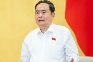 Chủ tịch Quốc hội Trần Thanh Mẫn ký ban hành nghị quyết về chương trình giám sát 