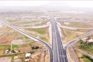 Tuyến đường cao tốc Khánh Hòa-Buôn Ma Thuột là dự án giao thông trọng điểm quốc gia, giữ vai trò chiến lược trong việc hiện thực hóa tầm nhìn liên kết vùng.