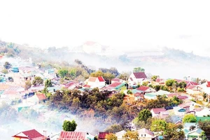 Sắc màu tươi mới ở những buôn làng dưới chân núi Bidoup, xã Lạc Dương, tỉnh Lâm Đồng.