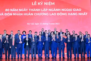 Tổng Bí thư Tô Lâm và các đồng chí lãnh đạo, nguyên lãnh đạo Đảng, Nhà nước và các đại biểu dự Lễ kỷ niệm 80 năm ngành ngoại giao Việt Nam (28/8/1945-28/8/2025).