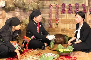 "Hương vị quê nhà" là một trong những nội dung gợi mở để người tham gia chia sẻ câu chuyện gia đình. 