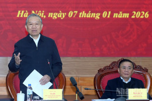 Tổng Bí thư Tô Lâm chủ trì buổi làm việc với Ban Chính sách, chiến lược Trung ương. (Ảnh: ĐĂNG KHOA)