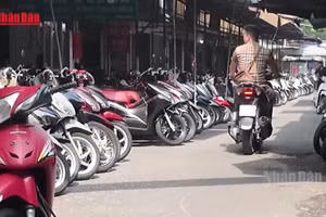 [Video] Phạt tiền từ 800.000 đồng đến 1 triệu khi mua xe máy cũ không làm thủ tục sang tên