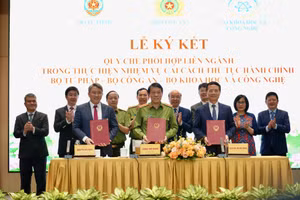 Bộ trưởng Bộ Công an - Bộ Tư pháp - Bộ Khoa học và Công nghệ ký kết Quy chế phối hợp liên ngành.