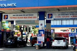 Chính sách giảm thuế xăng dầu tạo dư địa ổn định thị trường trong bối cảnh biến động toàn cầu. (Ảnh: MINH PHƯƠNG)