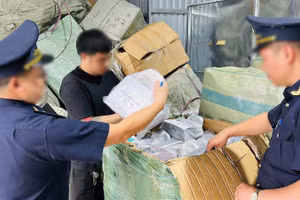 Công tác đấu tranh chống buôn lậu, gian lận thương mại tiếp tục được triển khai quyết liệt trên nhiều tuyến, địa bàn.