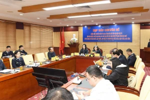 Toàn cảnh buổi họp báo. 