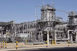 Cơ sở lọc dầu ở Dammam, Saudi Arabia. (Ảnh: THX/TTXVN)