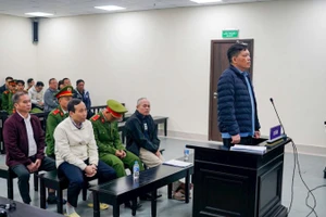 Các bị cáo tại phiên tòa.