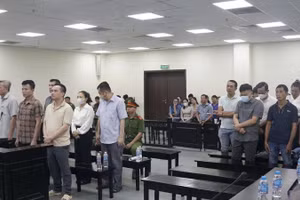 Các bị cáo tại phiên tòa. (Ảnh: DANH LAM)