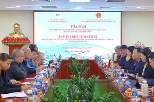 Quang cảnh tọa đàm.