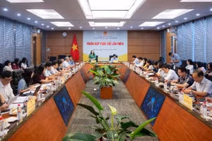Toàn cảnh phiên họp.