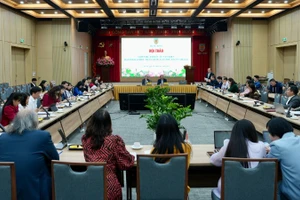 Toàn cảnh hội nghị.