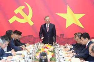 Tổng Bí thư Tô Lâm làm việc với các Đại sứ, Trưởng cơ quan đại diện Việt Nam tại nước ngoài tham dự Đại hội XIV của Đảng. (Ảnh: ĐĂNG KHOA)