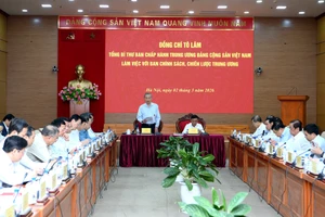 Tổng Bí thư Tô Lâm làm việc với Ban Chính sách, Chiến lược Trung ương. (Ảnh: ĐĂNG KHOA)