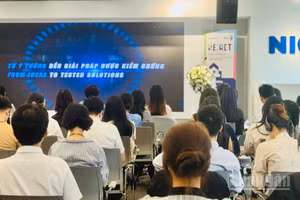 Lễ khởi động dự án quy tụ đại diện từ các cơ quan chính phủ, các đối tác phát triển, khu vực tư nhân, cộng đồng học thuật, các tổ chức thanh niên cùng các bên liên quan trong hệ sinh thái đổi mới sáng tạo. (Ảnh: HNV)