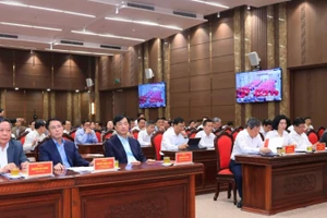 Các đại biểu tham dự hội nghị quán triệt Nghị quyết số 02-NQ/TW.